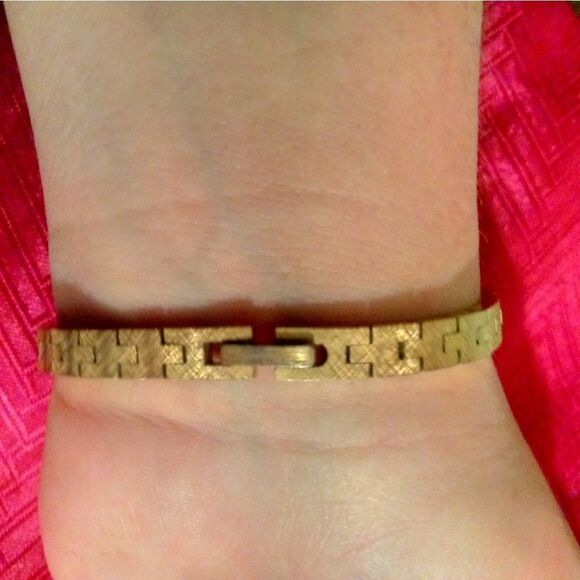 Vintage thin golden Lorus ladies watch - Picture 3 of 8